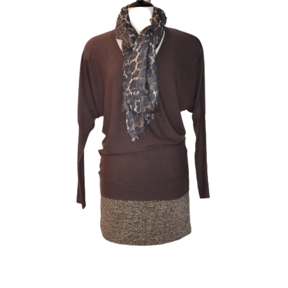Olive Olivia Brown Long Sleeve Loose Fit Sweater, Size M - Picture 2 of 6